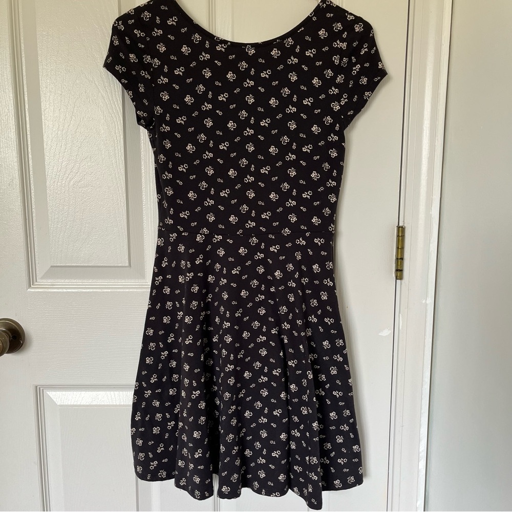 Aeropostale Floral Skater Mini Dress - Picture 2 of 3